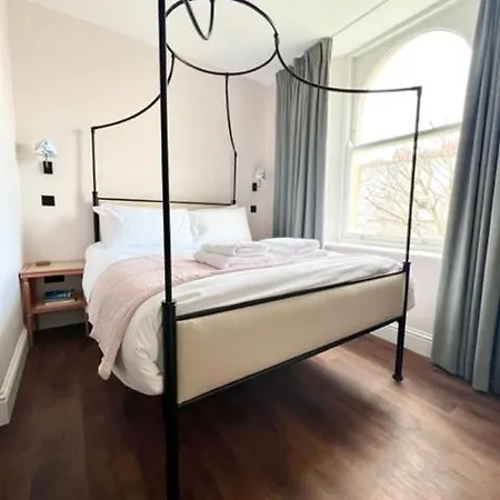 Redland - 6 Apartman