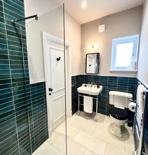 Redland - 6 Apartament *